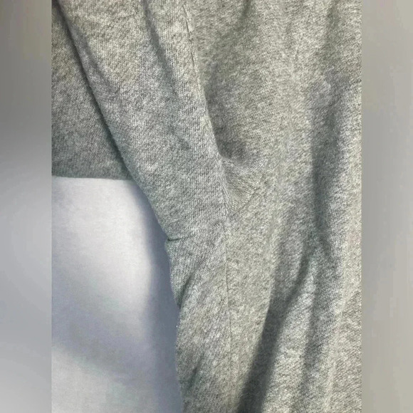 Soft surroundings gray capris size petite xsmall - Picture 6 of 12